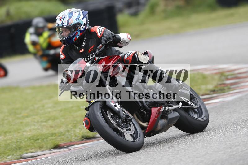 Archiv-2025/06 18.04.2025 Speer Racing ADR/Gruppe gelb/75
